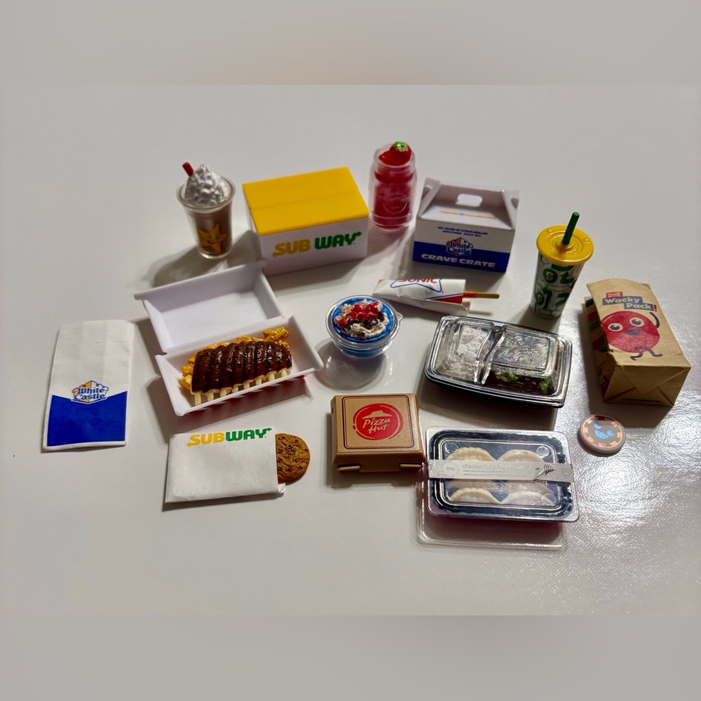 ZURU Mini Brands Miniature Toy Food Set